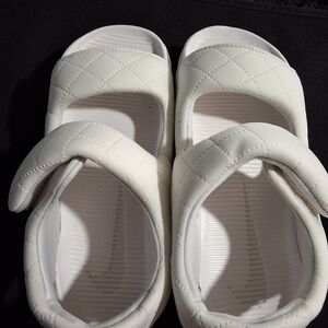 Nike Calm Slide Sandals White Quilted Platform Women's Size 8 NWOT